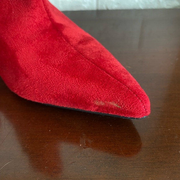 Red Delicious Brand Red Suede Ankle Booties (size 10) - Picture 3 of 3